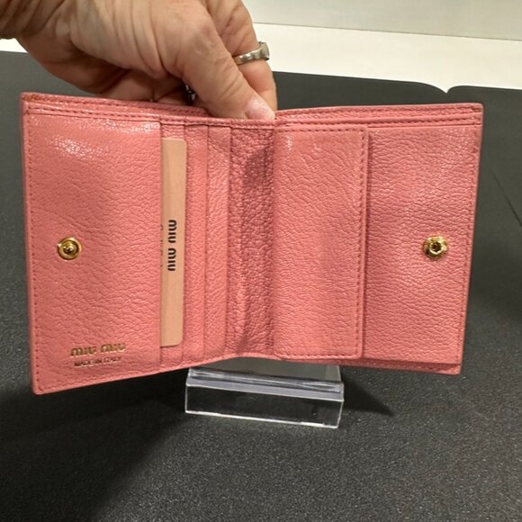 Miu Miu Pink Patch Leather Folded Wallet (JB1408) - Picture 3 of 5